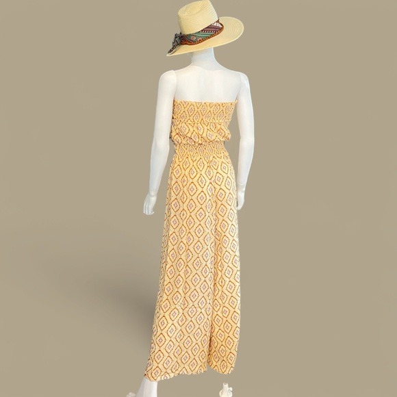 Super cute taupe smocked jumper S M L - Picture 3 of 6